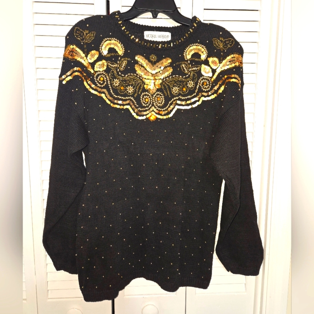Victoria Harbour Women's L Embellished Sweater VINTAGE